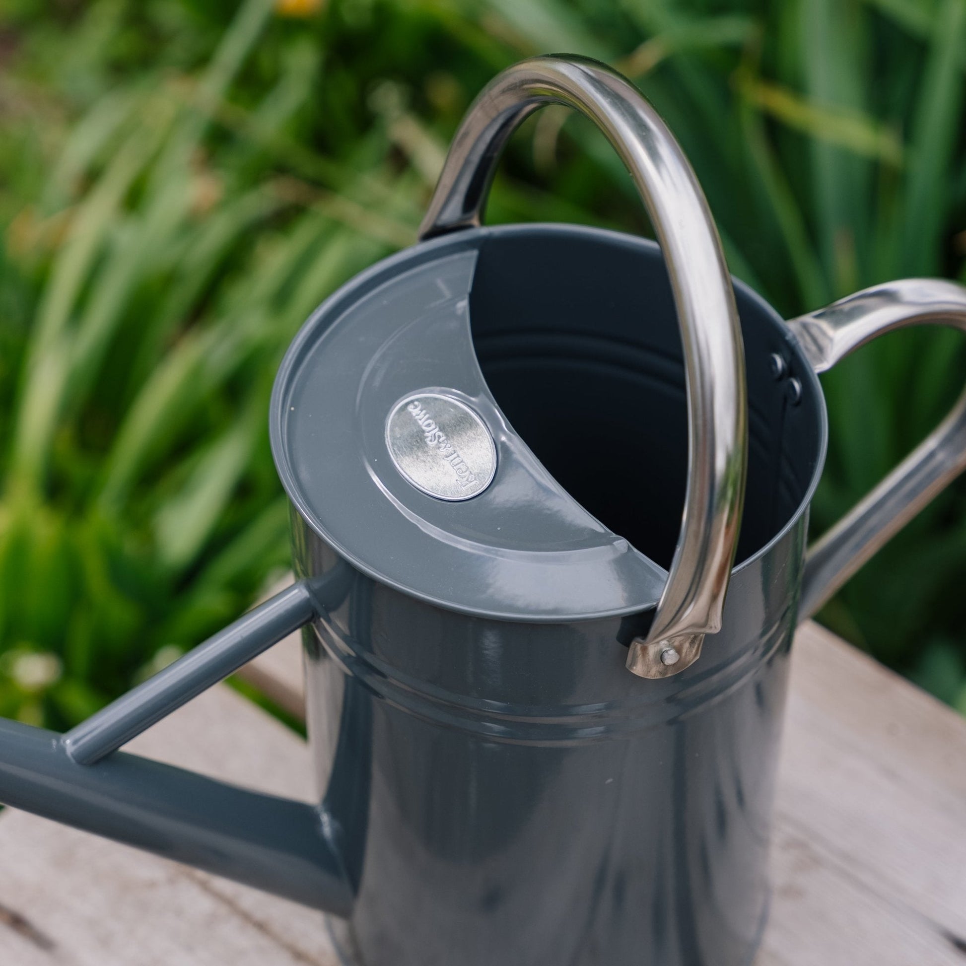 Arrosoir en métal, 4,5 L, gris froid