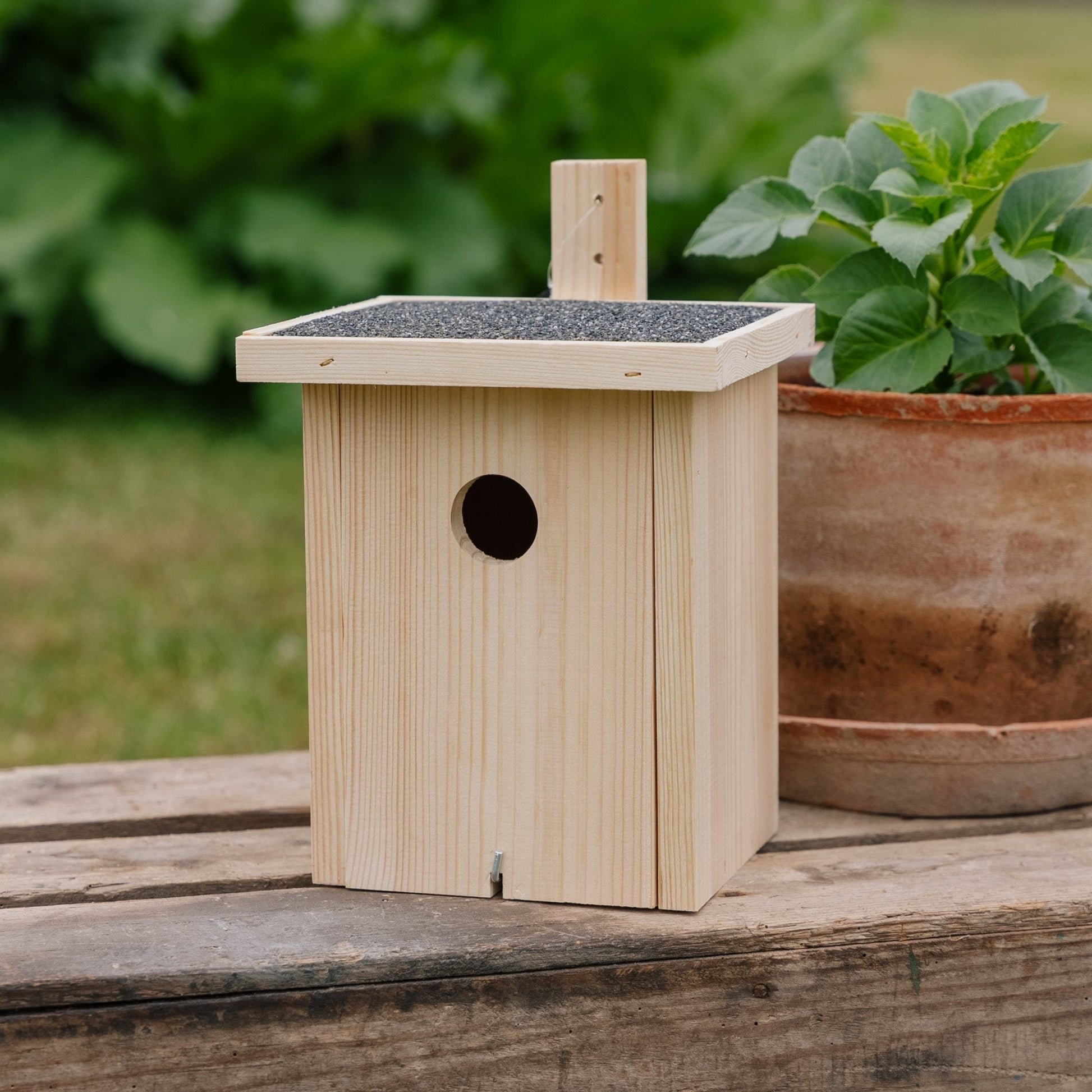 Nichoir, nature, L : 19 cm l : 19 cm H : 22 cm