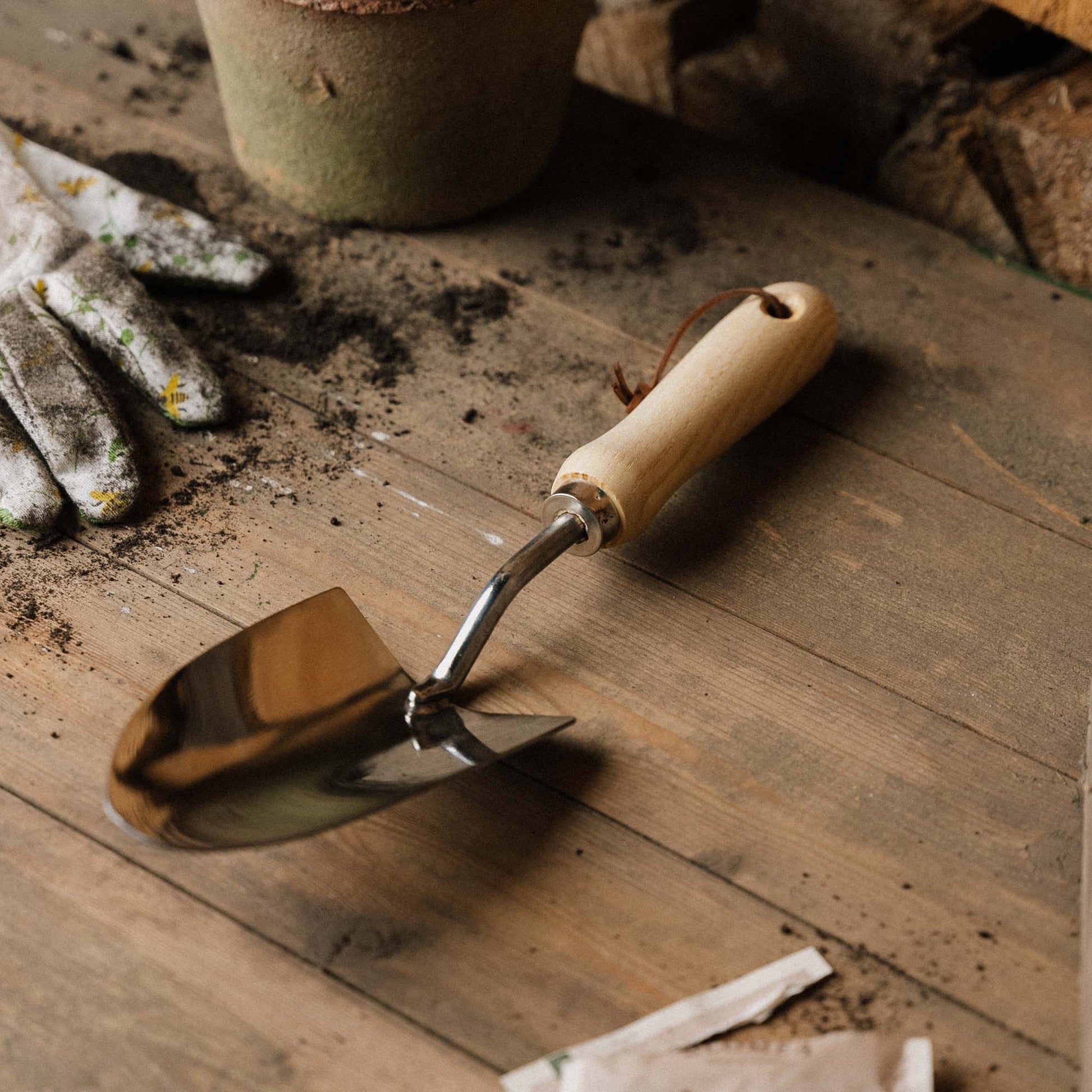 Pelle à planter, modèle large