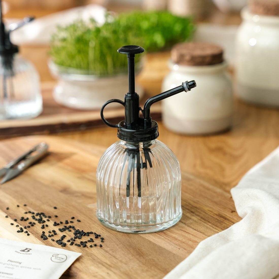 Pulvérisateur pour micropousses