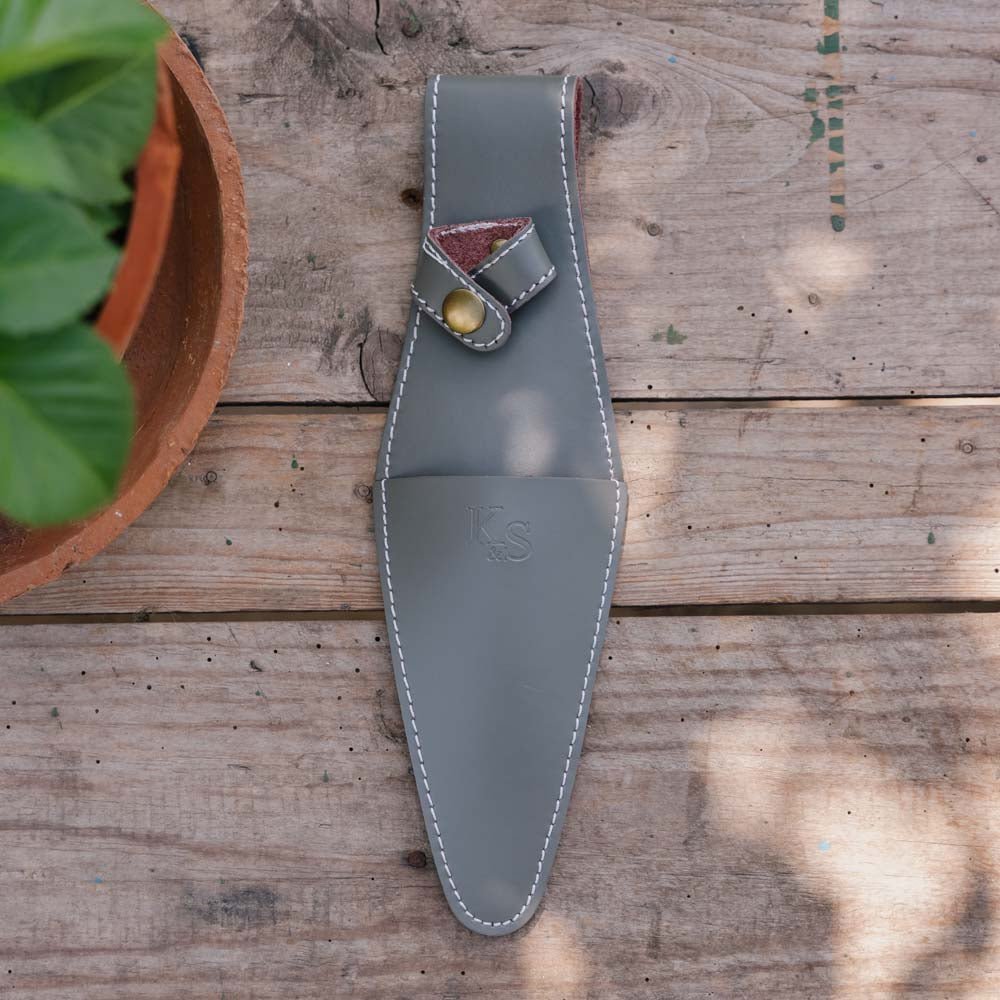 Sécateur avec étui en cuir